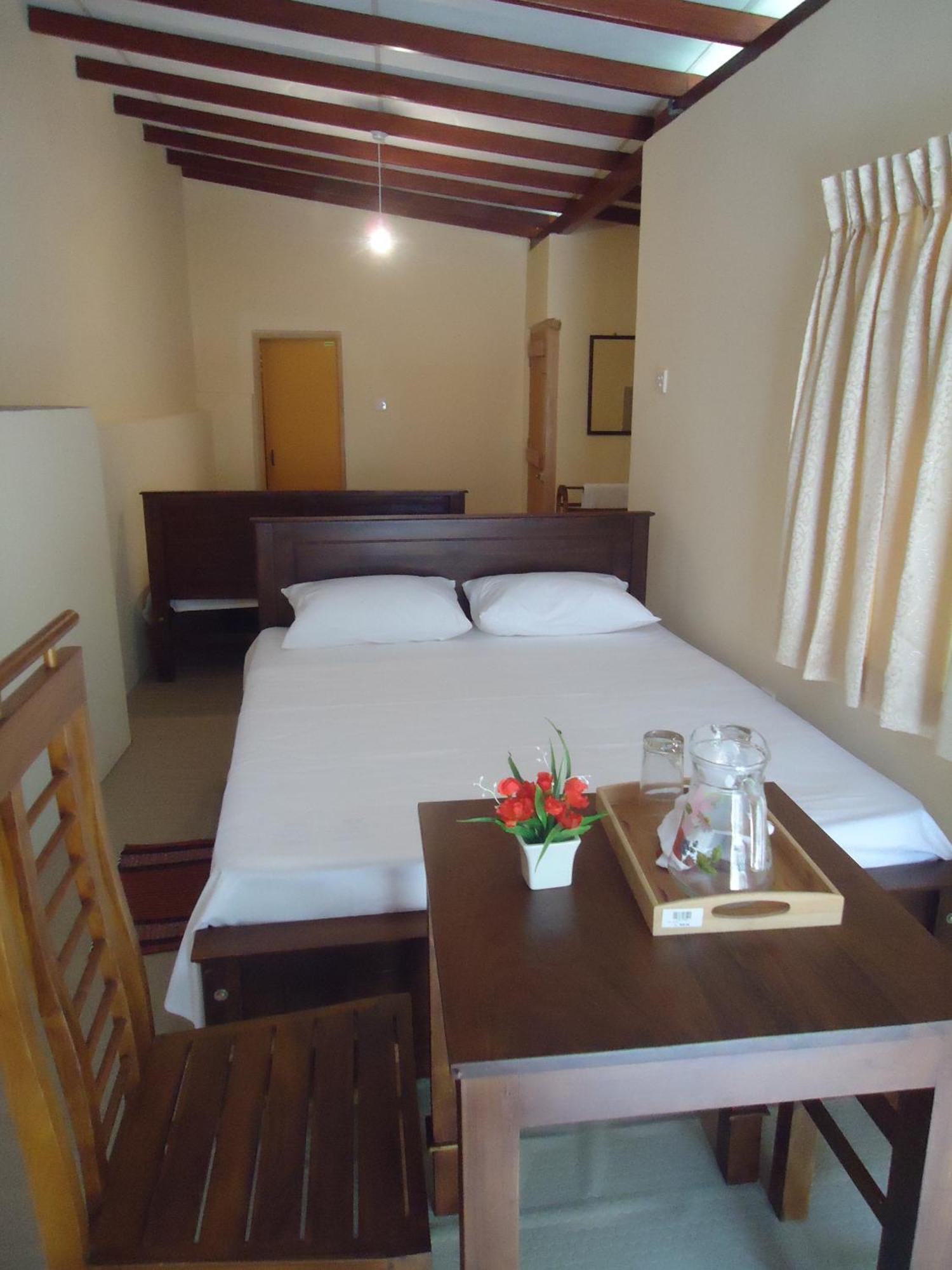 Guest House Kaduwela Exterior foto